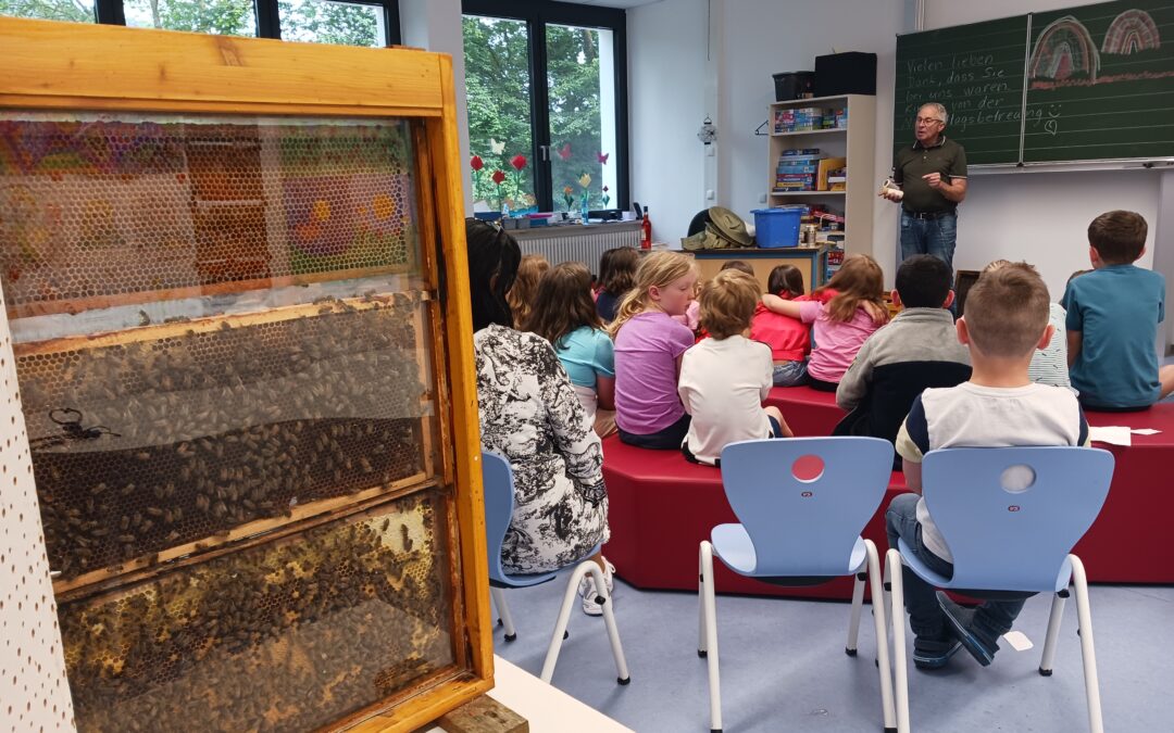 Besuch eines Imkers